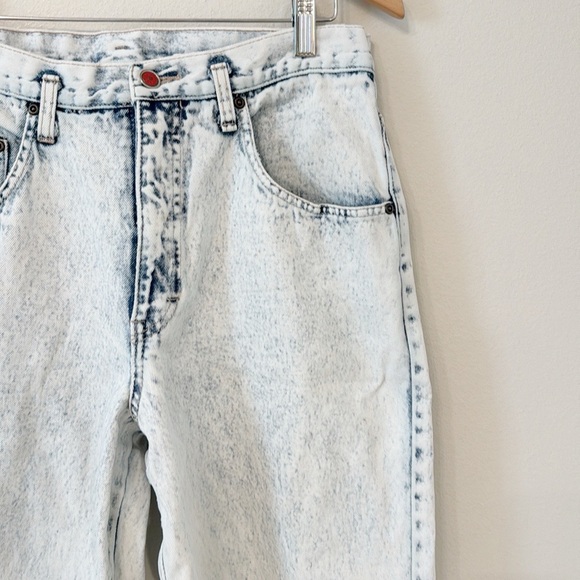 BRITTANIA Vintage Acid Wash Jeans Relaxed Fit Taper High Rise Size 30 - Picture 2 of 9